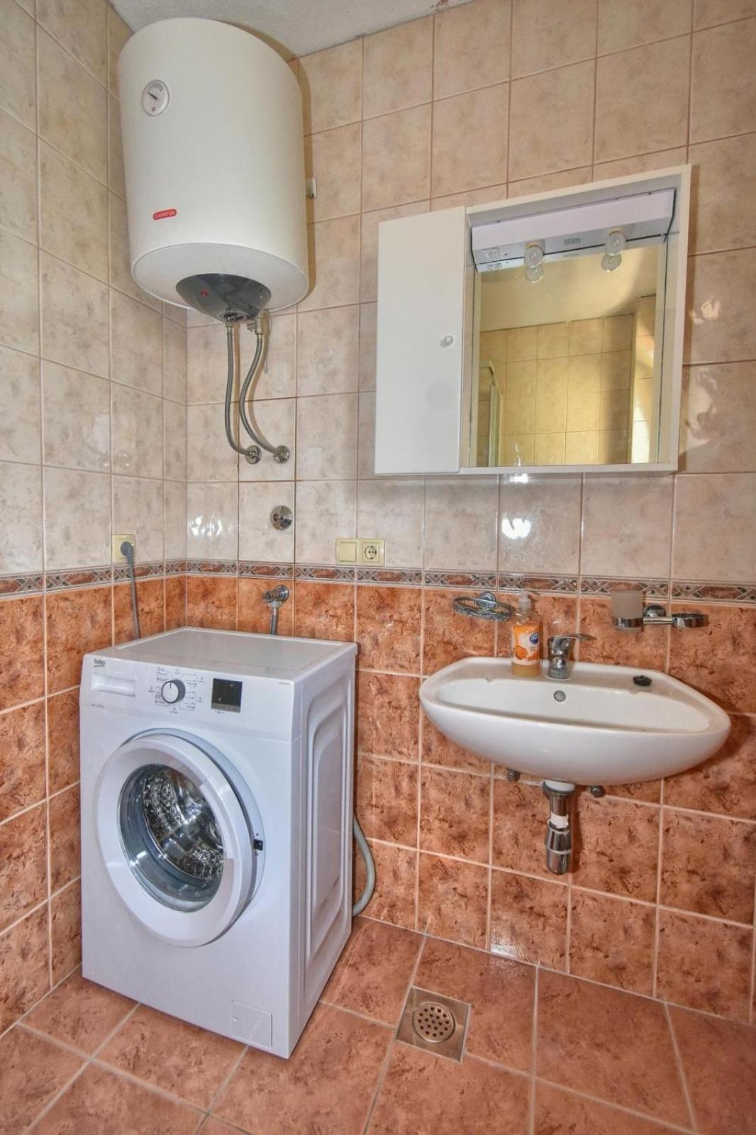 Apartments Dominika Трогір Екстер'єр фото