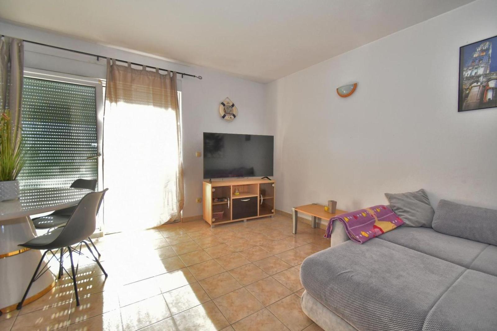 Apartments Dominika Трогір Екстер'єр фото