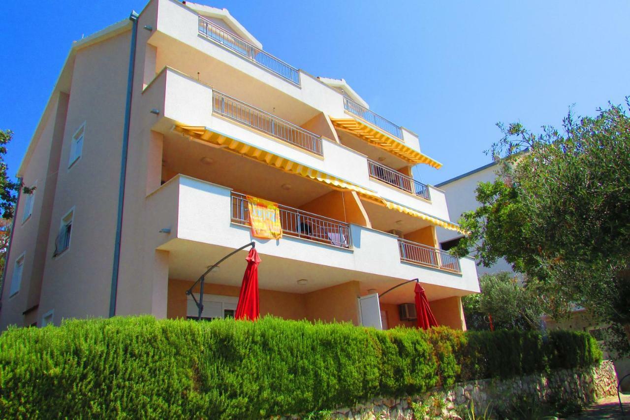 Apartments Dominika Трогір Екстер'єр фото